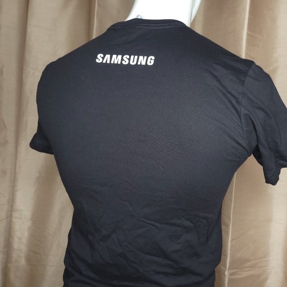 Samsung Shirt and Lanyard Set - Picture 4 of 10